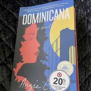 Dominicana ~ A Novel